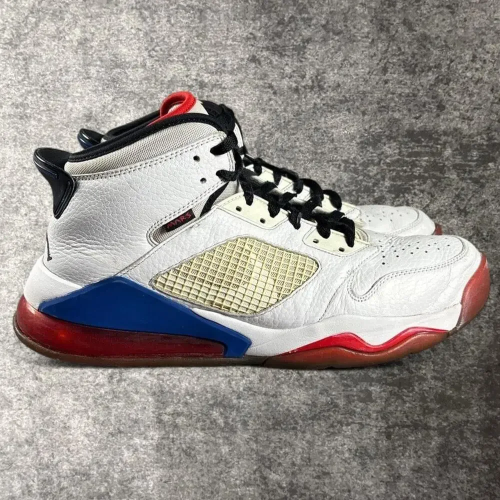 Nike Air Jordan Mars 270 Olympic White Red Blue Mens Size 13 Sneakers CD7070-104